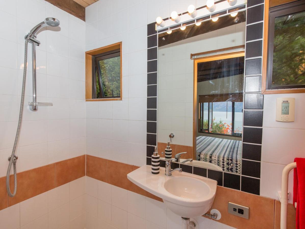 Crows Nest - Queenstown Holiday Home Extérieur photo